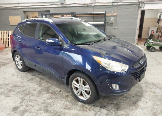 2013 HYUNDAI Tucson