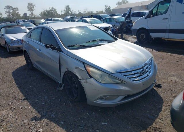 2011 HYUNDAI Sonata