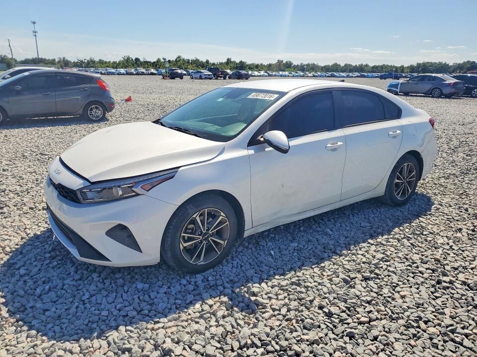 2023 KIA Forte