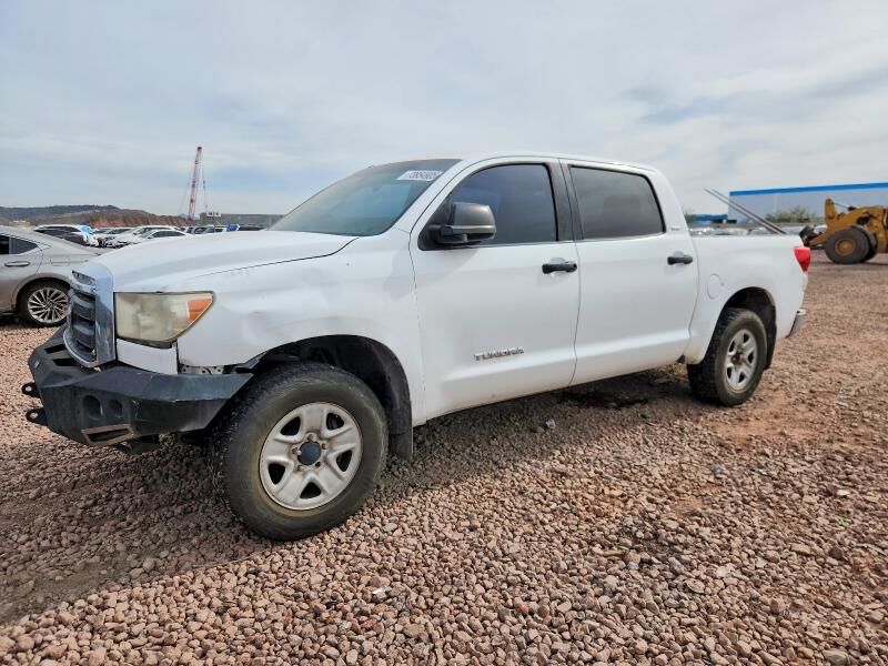 2011 TOYOTA Tundra