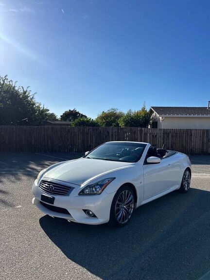 2014 INFINITI Q60