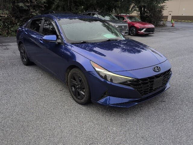 2021 HYUNDAI Elantra