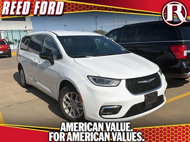 2025 CHRYSLER Pacifica