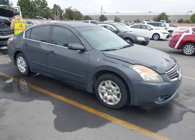 2009 NISSAN Altima