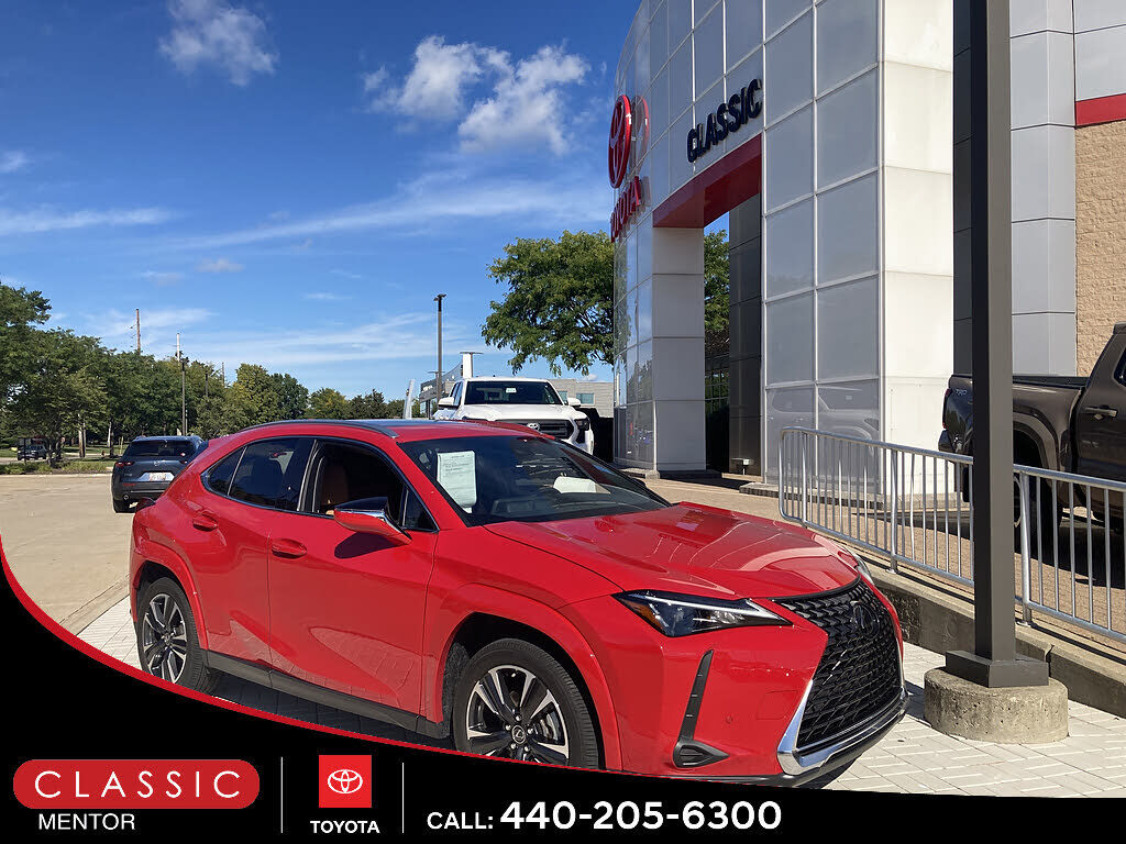 2024 LEXUS UX