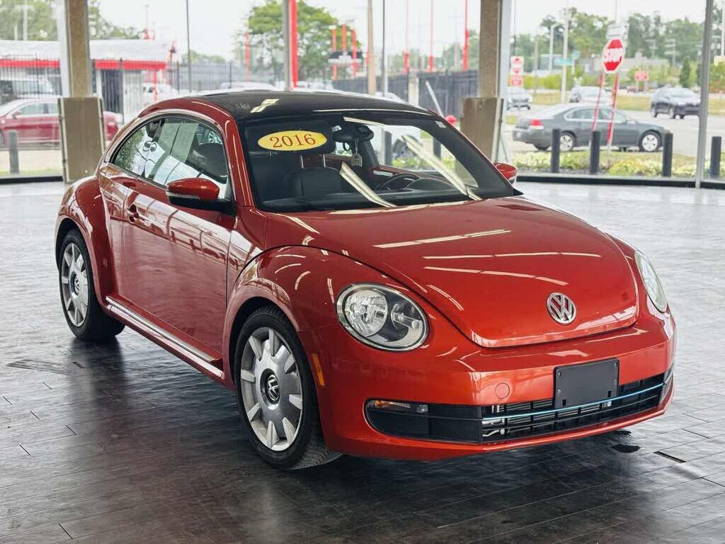 2016 VOLKSWAGEN Beetle