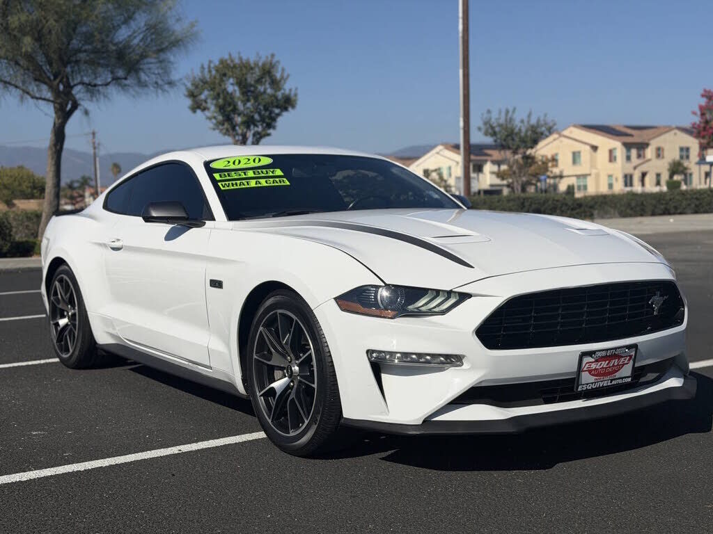 2020 FORD Mustang