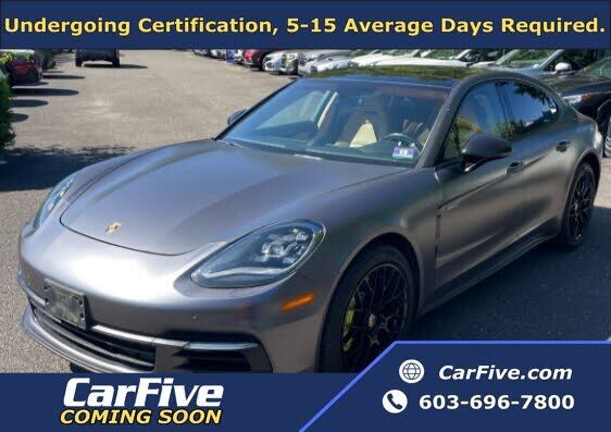 2018 PORSCHE Panamera