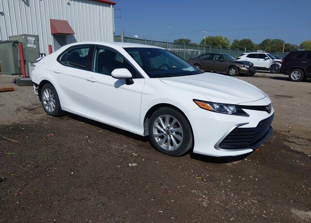 2021 TOYOTA Camry