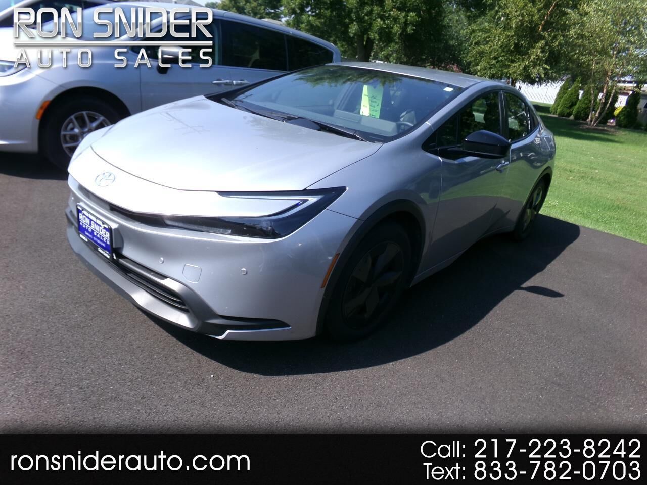 2025 TOYOTA PRIUS
