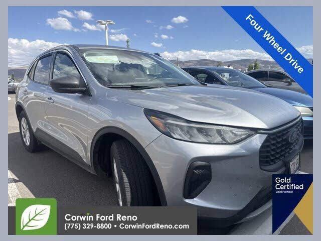 2024 FORD Escape