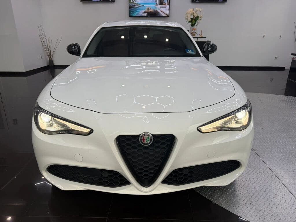 2020 ALFA ROMEO Giulia