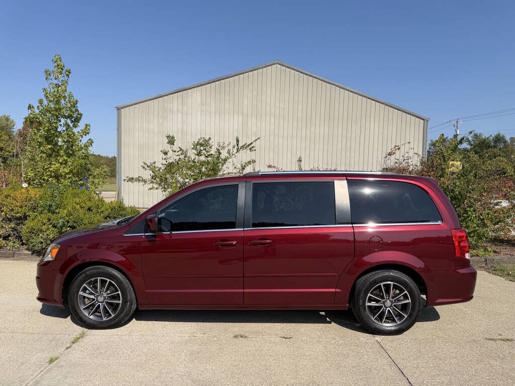 2017 DODGE Grand Caravan