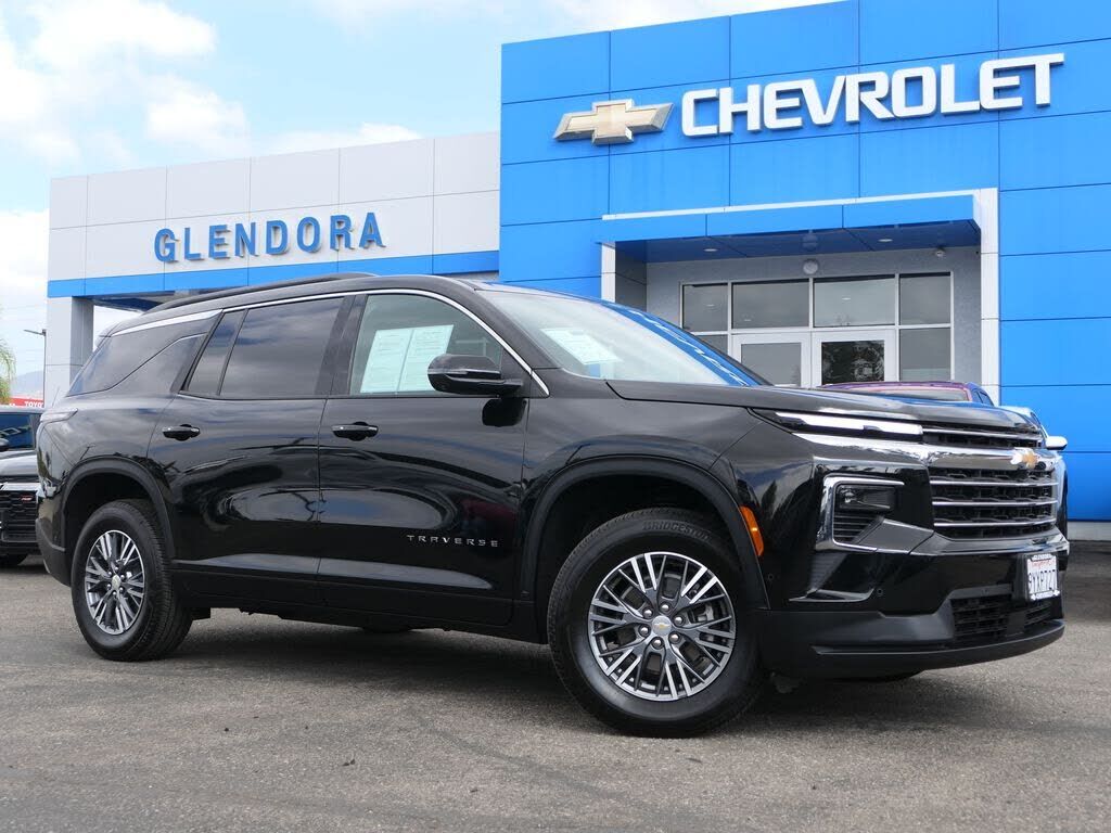 2026 CHEVROLET Traverse