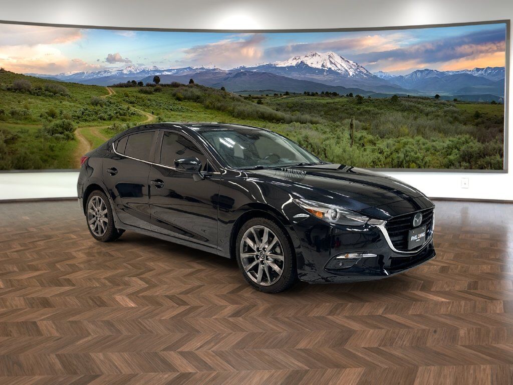 2018 MAZDA Mazda3