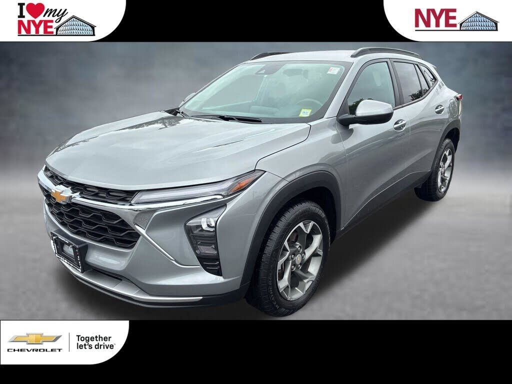 2024 CHEVROLET Trax
