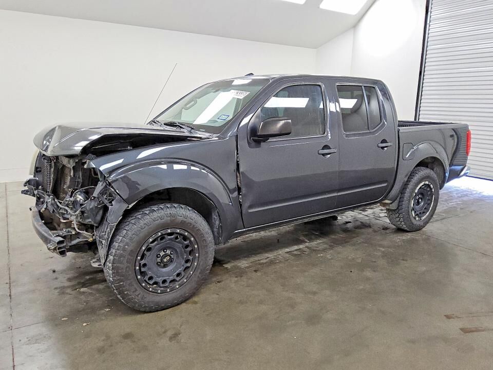 2014 NISSAN Frontier