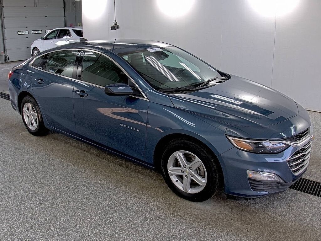 2025 CHEVROLET Malibu