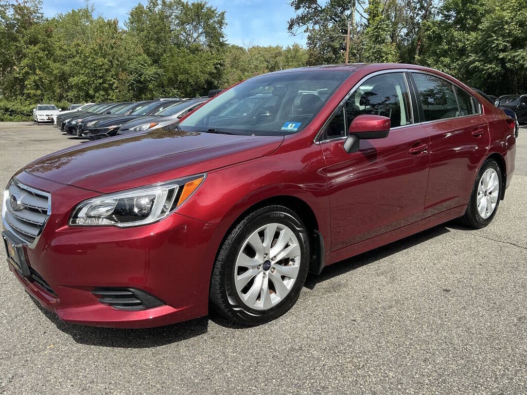 2016 SUBARU Legacy