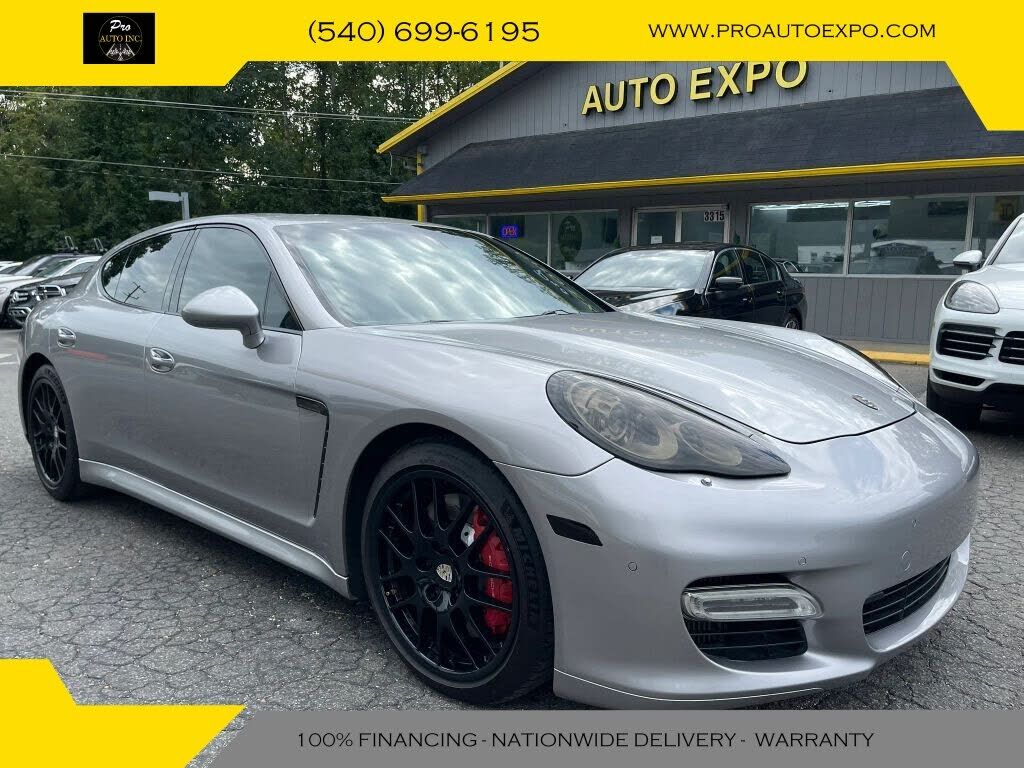 2010 PORSCHE Panamera