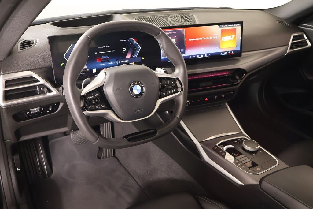 2026 BMW 230i