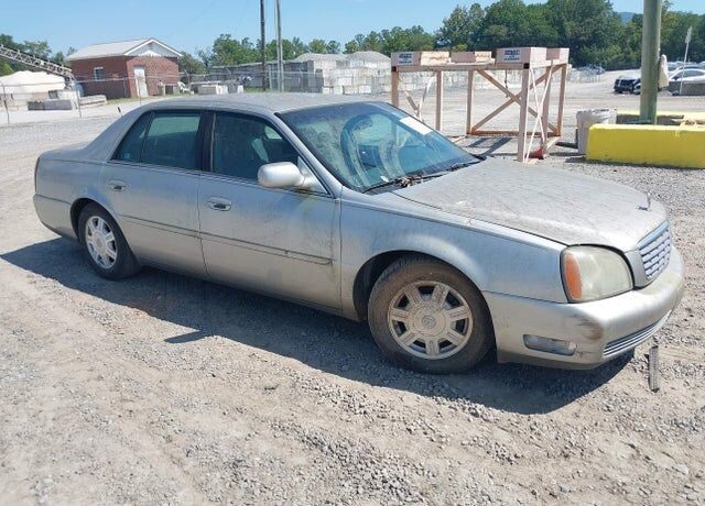 2004 CADILLAC Deville