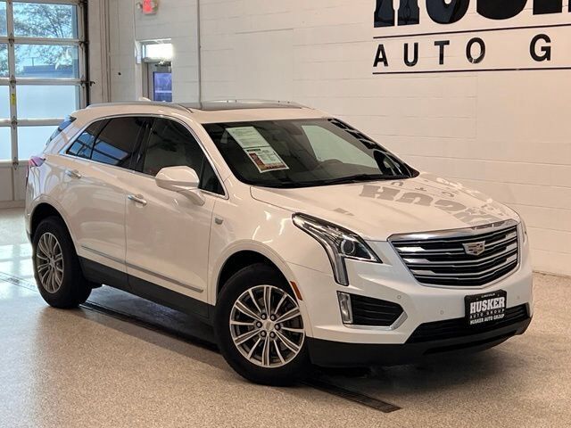 2017 CADILLAC XT5