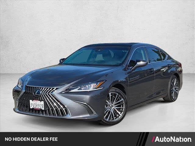 2025 LEXUS ES