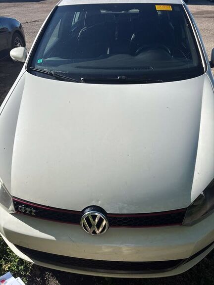 2011 VOLKSWAGEN GTI