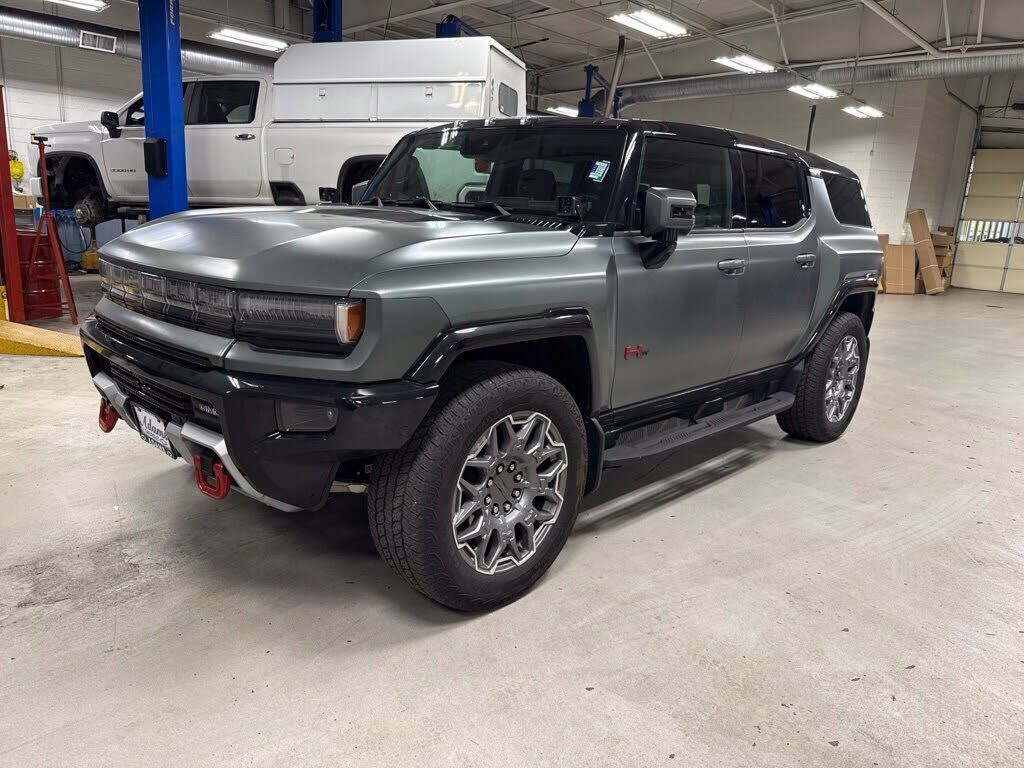 2024 GMC Hummer EV SUV