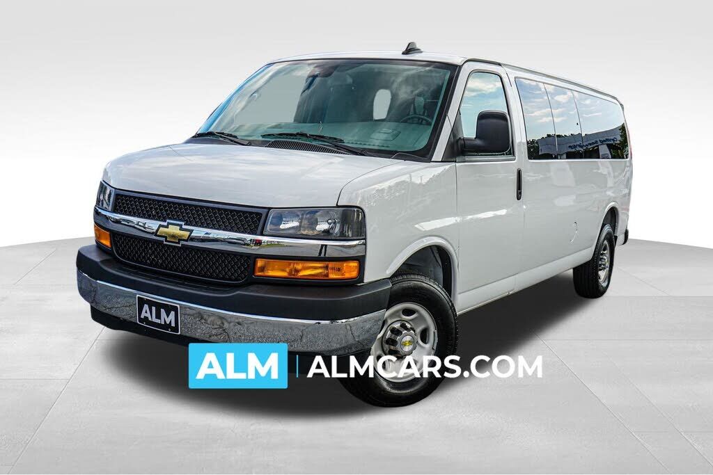 2025 CHEVROLET Express