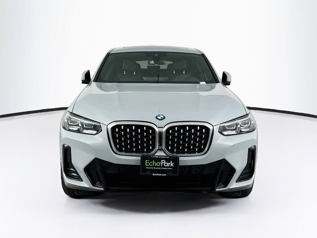 2022 BMW X4