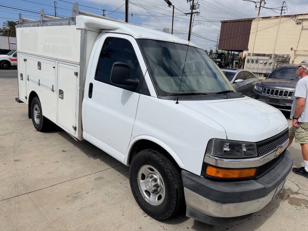 2019 CHEVROLET Express