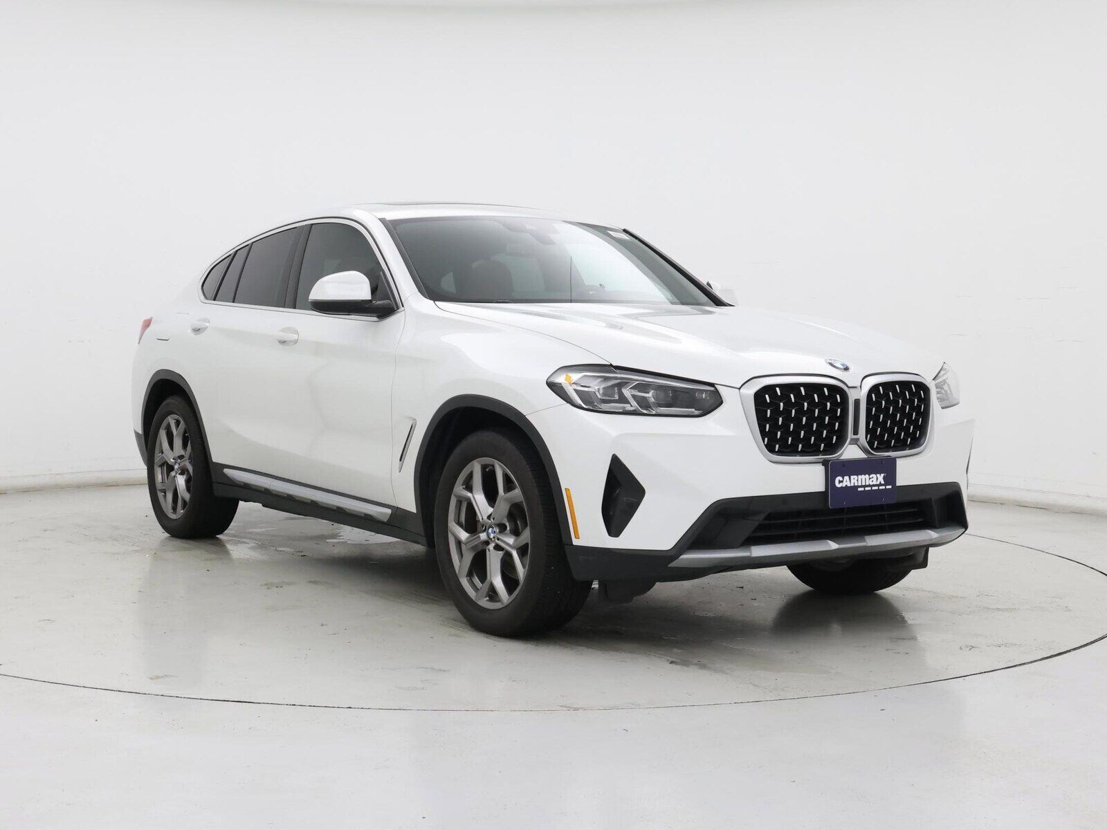 2022 BMW X4