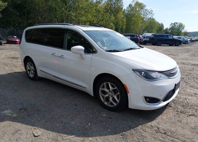 2019 CHRYSLER Pacifica