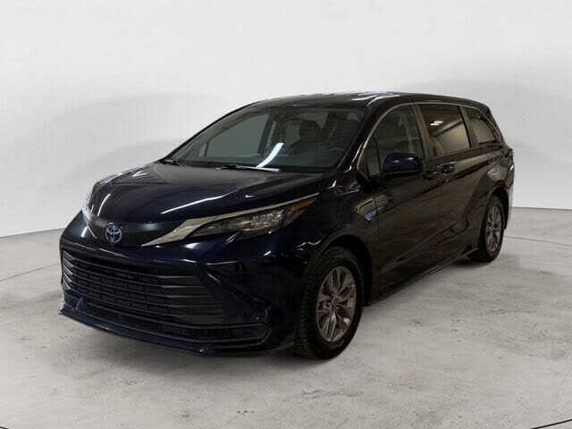 2024 TOYOTA Sienna