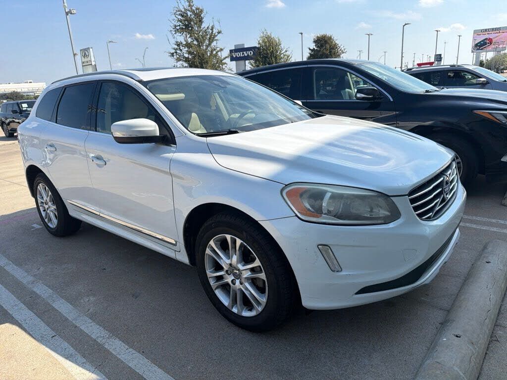 2016 VOLVO XC60