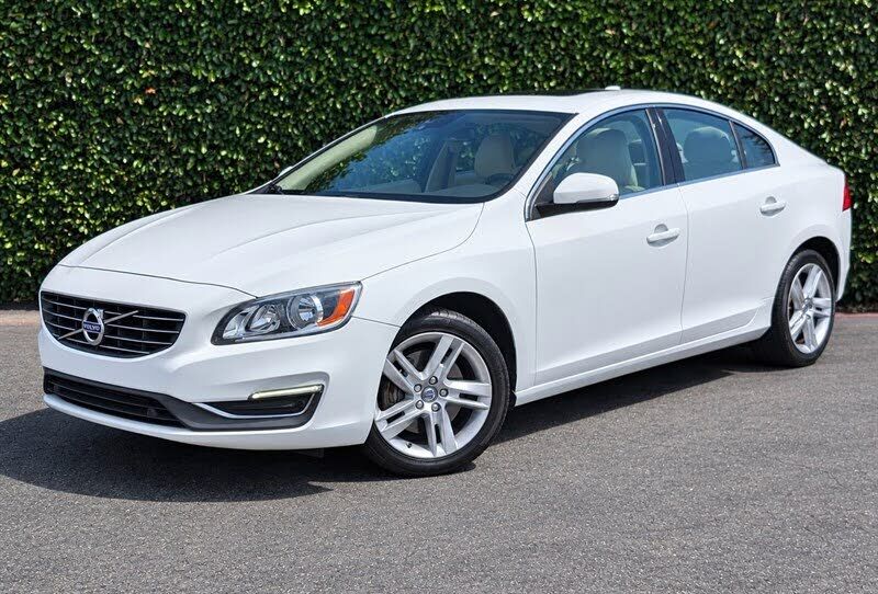 2014 VOLVO S60