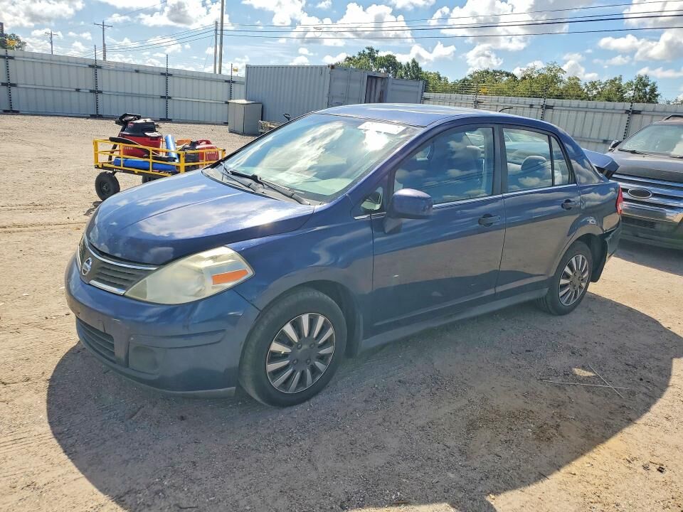 2008 NISSAN Versa