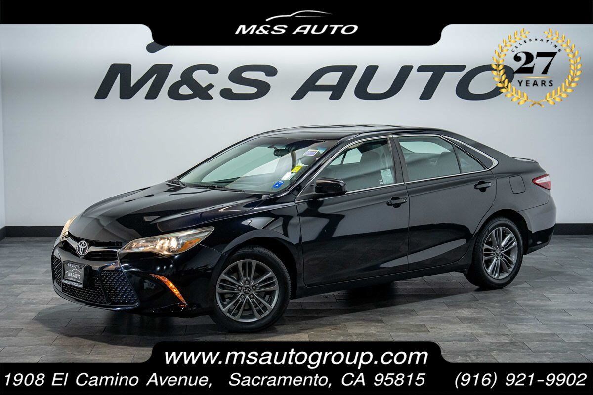 2017 TOYOTA Camry