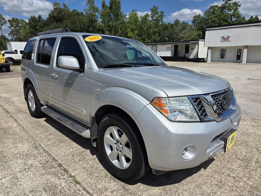 2012 NISSAN Pathfinder