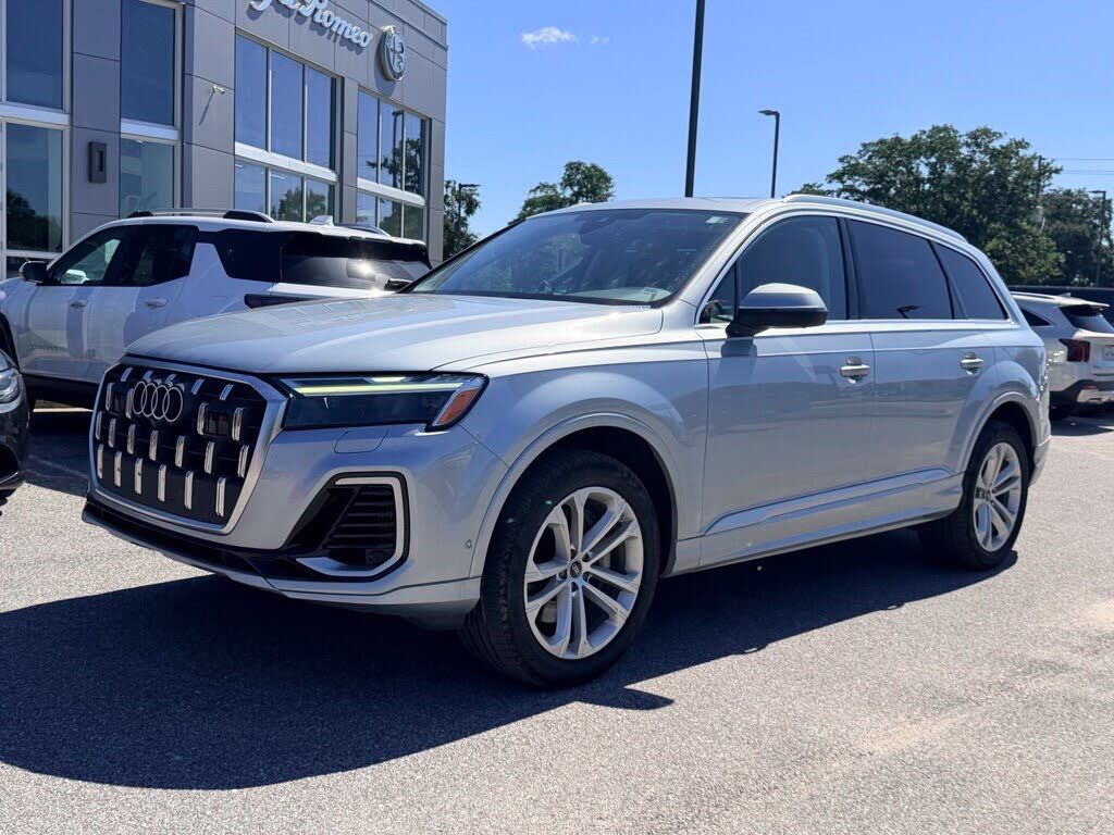 2025 AUDI Q7