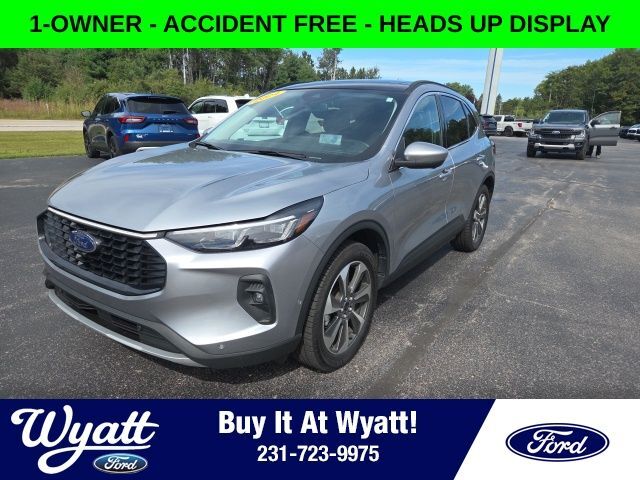 2024 FORD Escape
