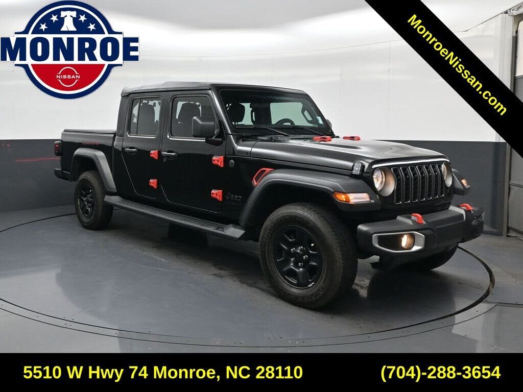 2025 JEEP Gladiator