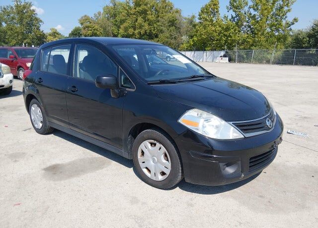 2012 NISSAN Versa