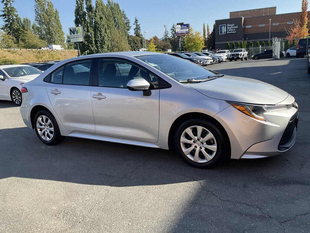 2025 TOYOTA Corolla