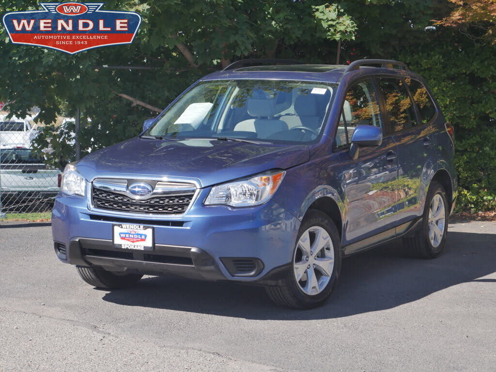 2016 SUBARU Forester
