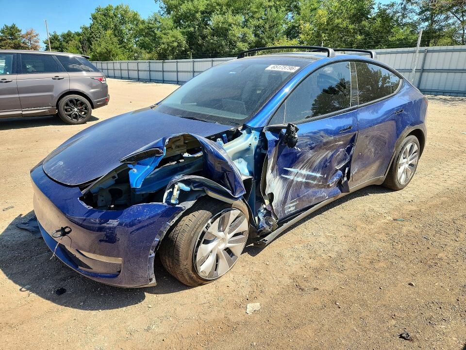2021 TESLA Model Y