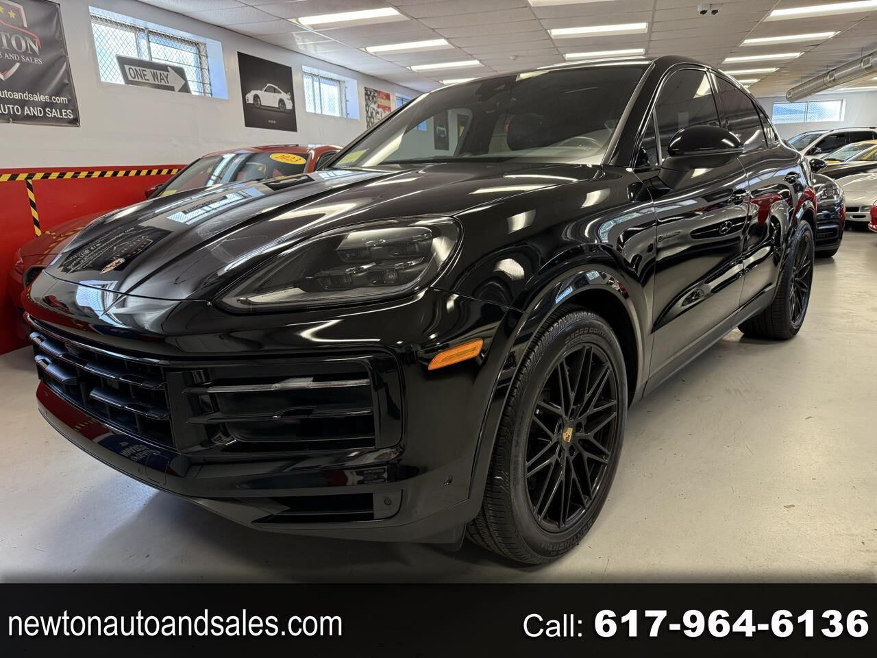 2024 PORSCHE Cayenne