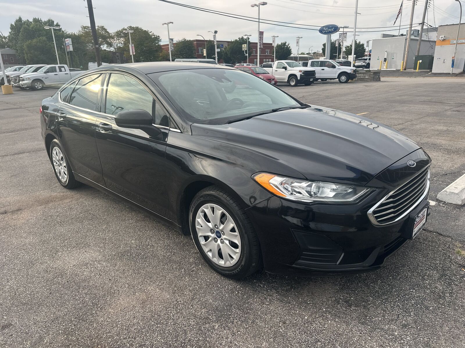 2019 FORD Fusion
